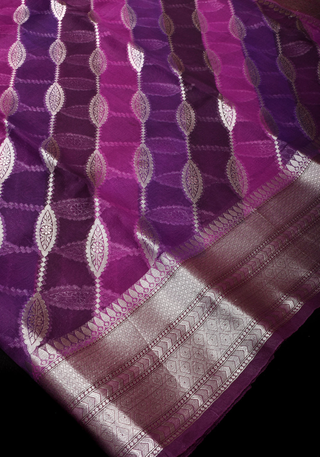 Leheria  Organza Silk Saree in Zari diagonal lines with buttas and Zari Border| SILK MARK CERTIFIED