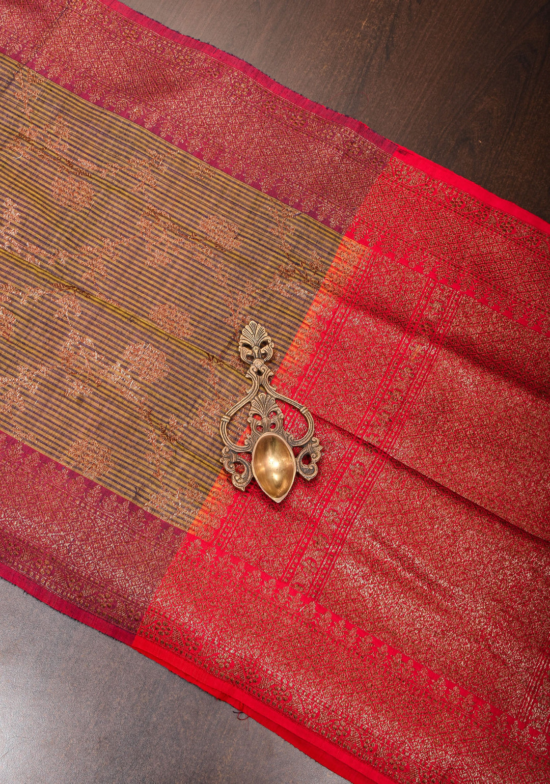 Kadhuwa Jaal Banarasi Pure Dupion Silk Saree in Methi Green |CERTIFIED SILK