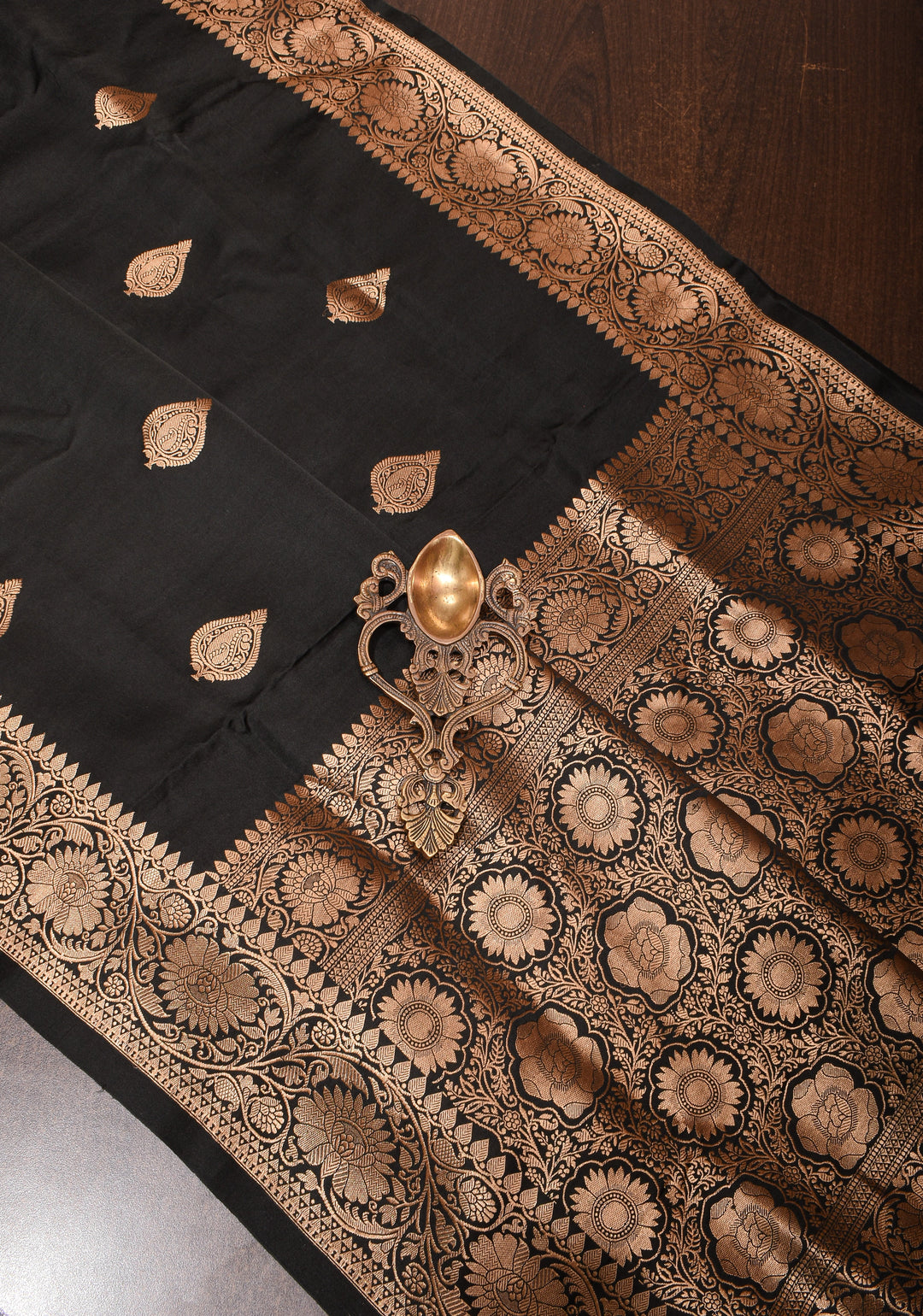 Banarasi Mashru Silk Saree in Black with Damask Motifs And Zari Border | SILK MARK CERTIFIED