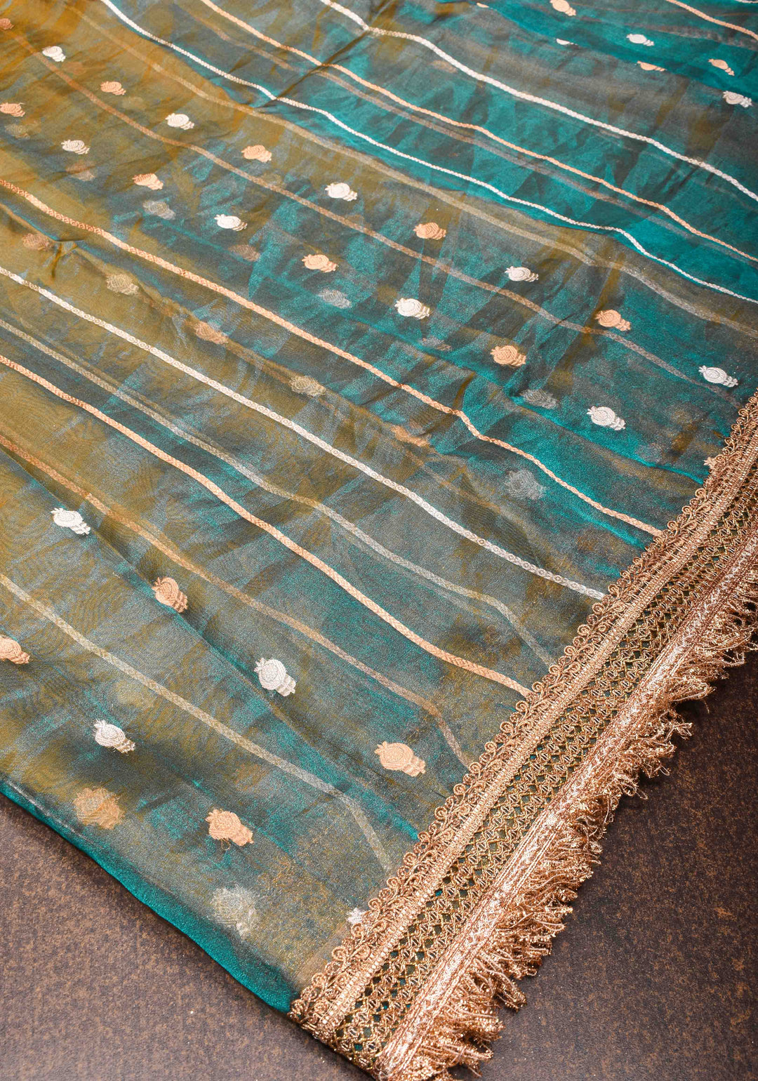 Green Dual Tone Organza Silk Saree with Sona Rupa Zari Buttas and Lace Trim Border| SILK MARK CERTIFIED