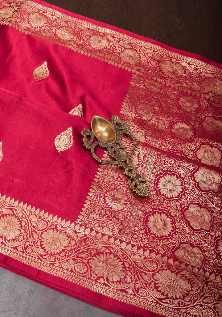 Exquisite Maroon Banarasi Mashru Silk Saree with Damask Buttas and Zari Border | SILK MARK CERTIFIED