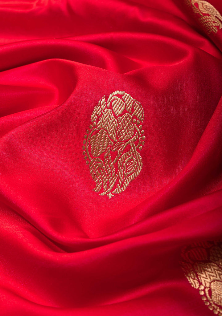 Exquisite Red Banarasi Mashru Silk Saree with zari Buttas and Border | SILK MARK CERTIFIED
