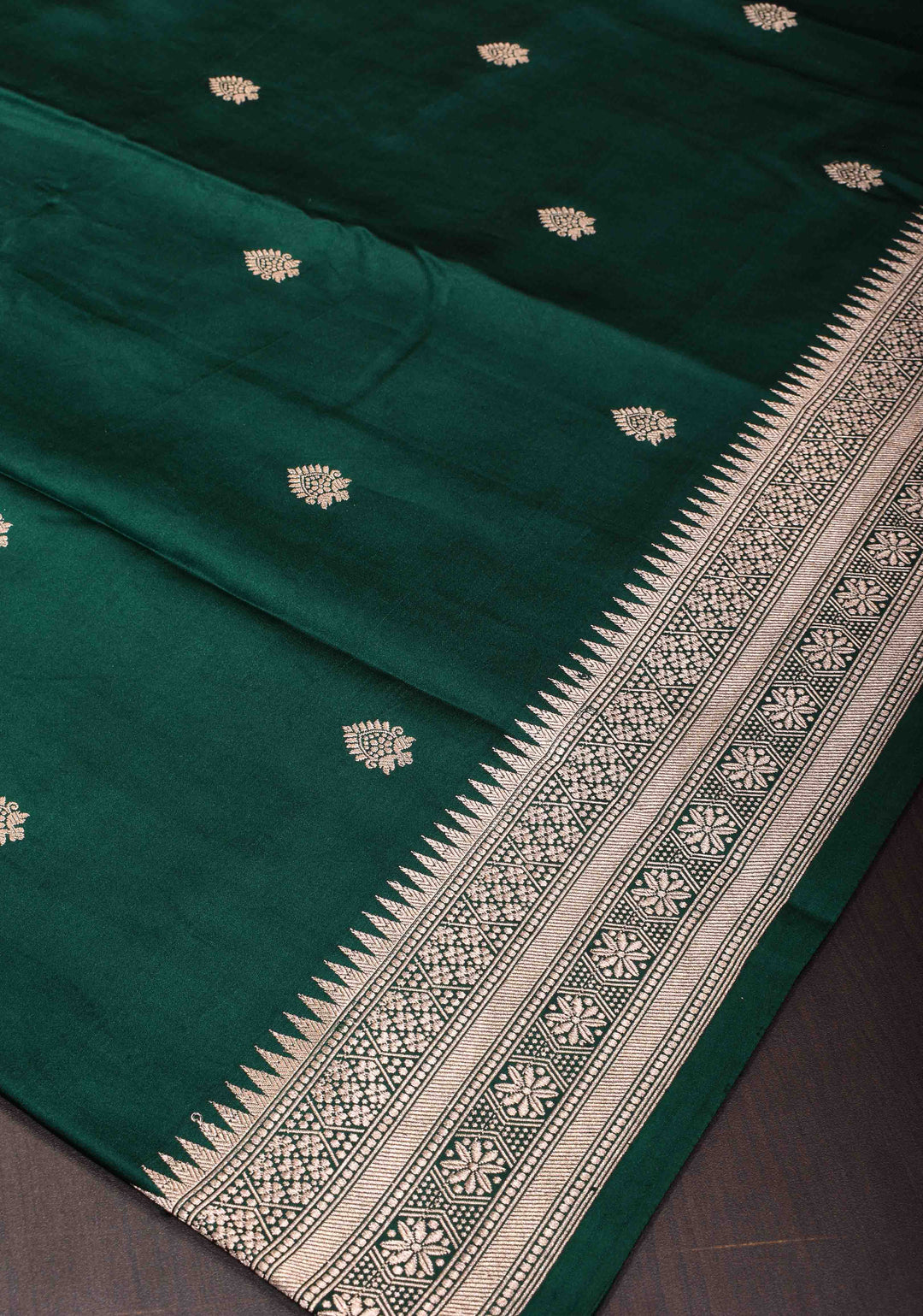 Exquisite Bottle Green Banarasi Mashru Silk Saree with Floral Buttas and zari Border | SILK MARK CERTIFIED