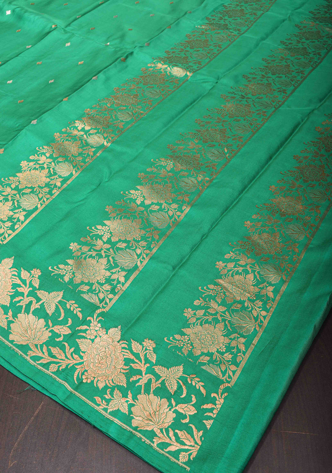 Exquisite Sea Green Banarasi Mashru Silk Saree with Sona Rupa Buttis and Zari Border | SILK MARK CERTIFIED