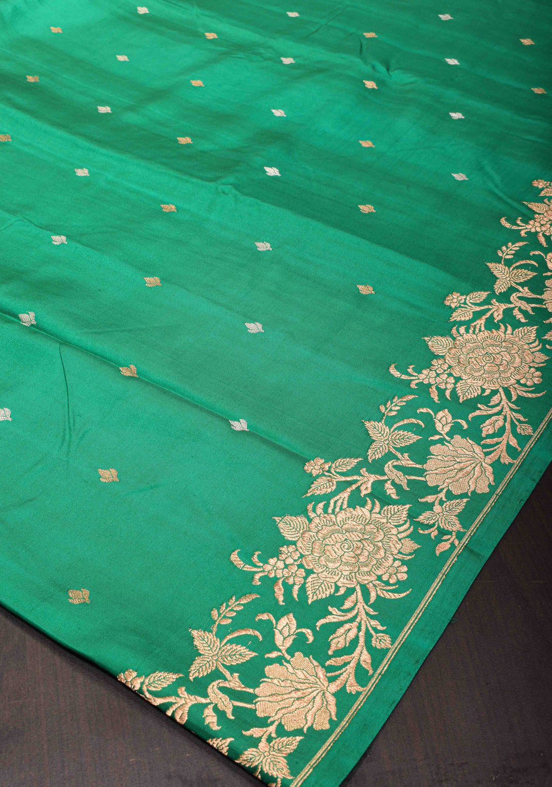 Exquisite Sea Green Banarasi Mashru Silk Saree with Sona Rupa Buttis and Zari Border | SILK MARK CERTIFIED