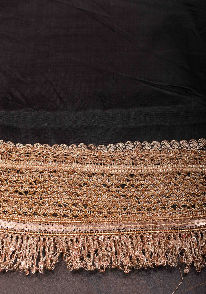 Black Banarasi Handloom Saree with Dainty Sona Rupa Kadhuwa Buttas and Fancy Lace Border | SILK MARK CERTIFIED