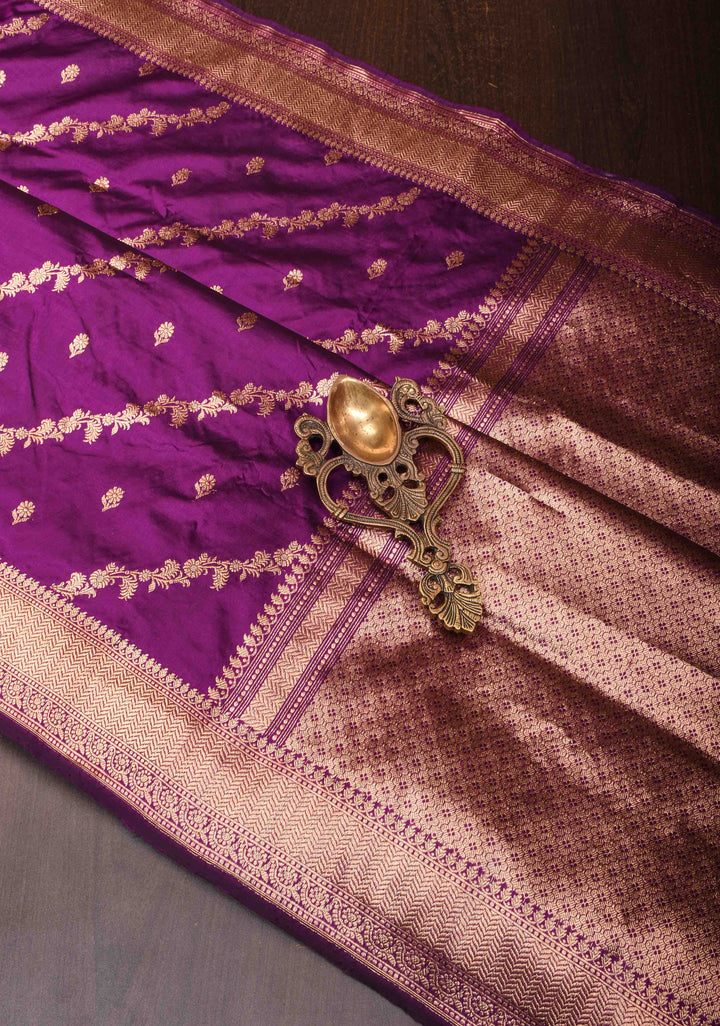 Purple Leheria Pattern Banarasi Katan Silk Saree with Zari Buttas and Zari Border | SILK MARK CERTIFIED