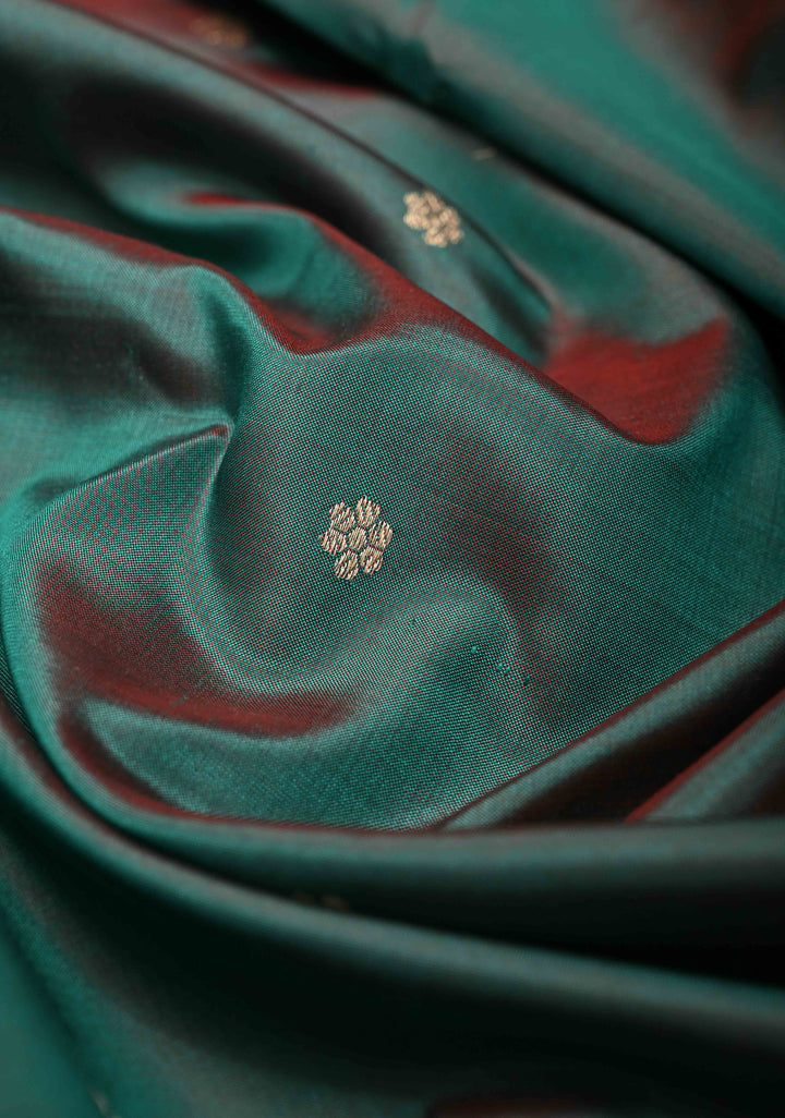 Emerald Green Dual tone Pure Banarasi Katan Silk Saree with Chunri Buttis and Zari Border | SILK MARK CERTIFIED