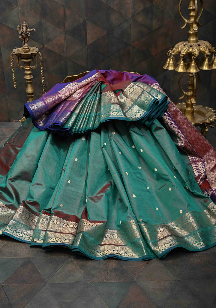 Emerald Green Dual tone Pure Banarasi Katan Silk Saree with Chunri Buttis and Zari Border | SILK MARK CERTIFIED