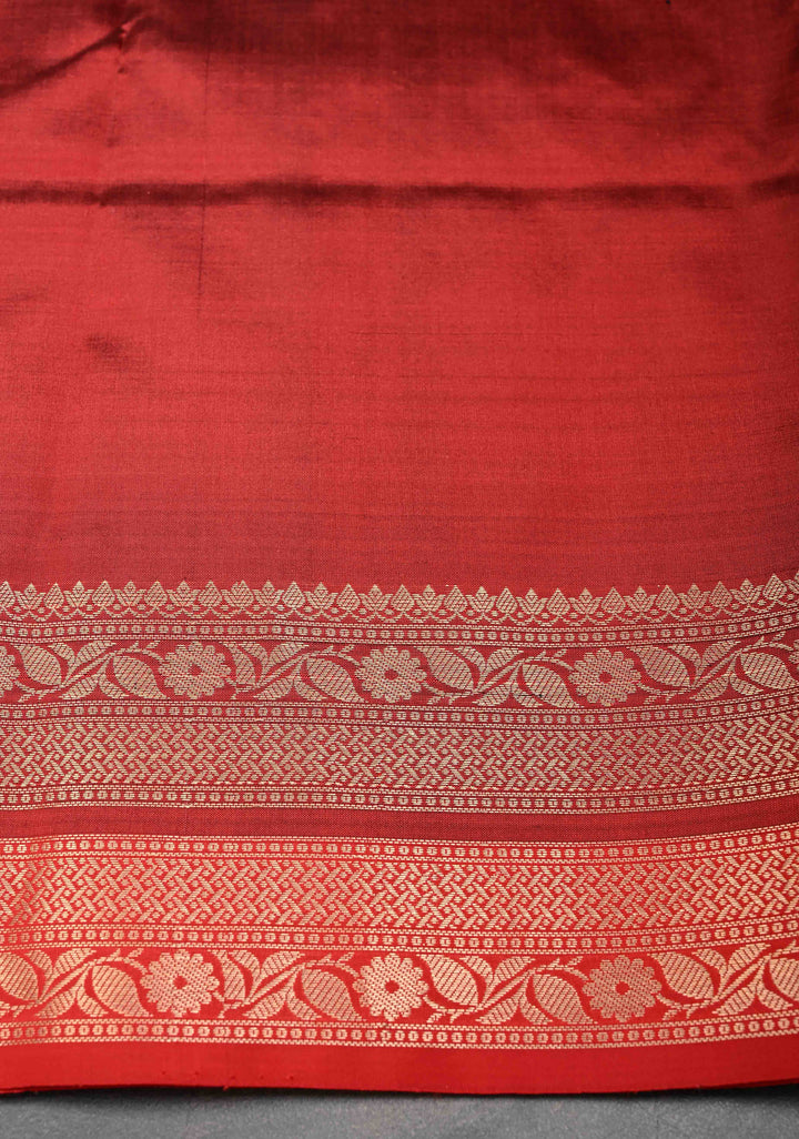 Dark Green Pure Banarasi Katan Silk Saree with Chunri Buttis and Zari Border | SILK MARK CERTIFIED