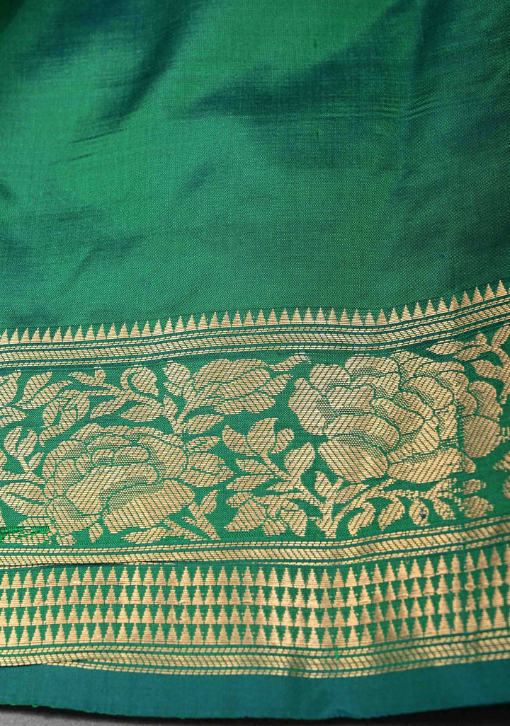 Green Dual Tone Pure Banarasi Katan Silk Saree with Zari Buttas and Zari Border | SILK MARK CERTIFIED