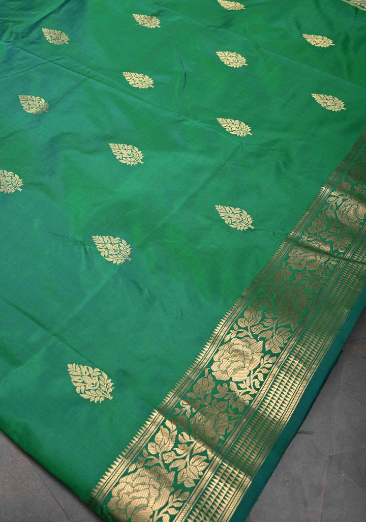 Green Dual Tone Pure Banarasi Katan Silk Saree with Zari Buttas and Zari Border | SILK MARK CERTIFIED