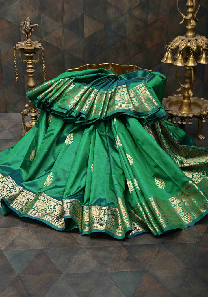 Green Dual Tone Pure Banarasi Katan Silk Saree with Zari Buttas and Zari Border | SILK MARK CERTIFIED