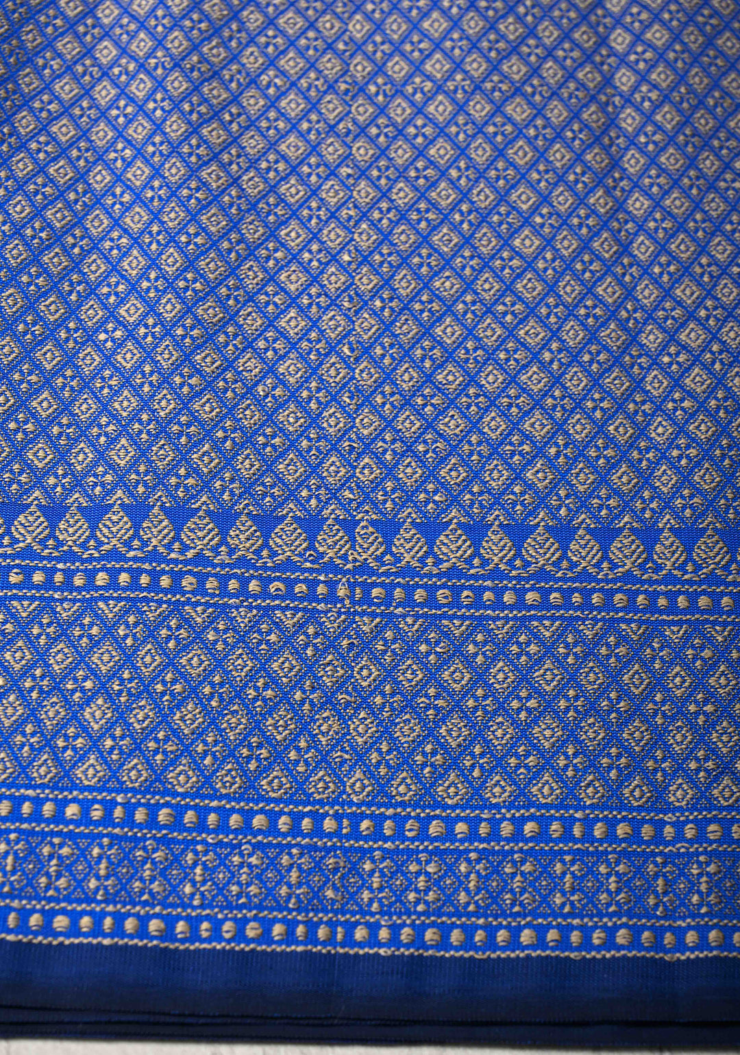 Royal Blue Art silk saree with Resham Paisley Buttis and Border
