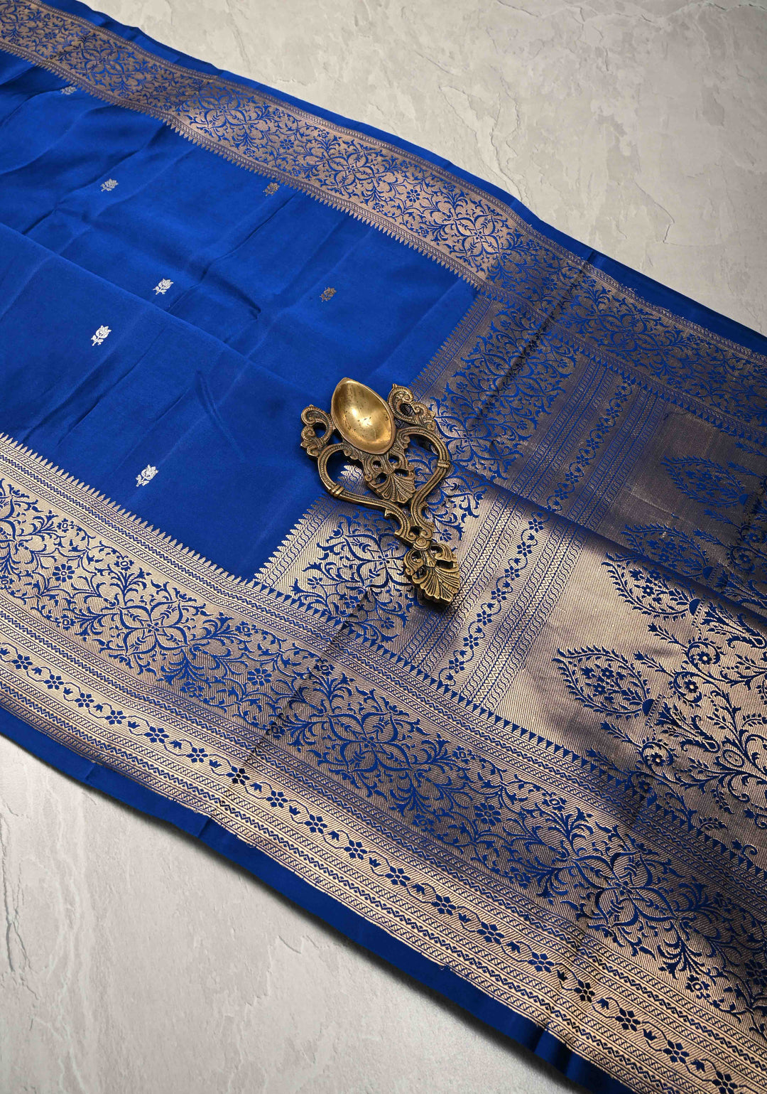 Royal Blue Banarasi Mashru Silk Saree with Sona Rupa Floral Buttas and Zari Border | SILK MARK CERTIFIED
