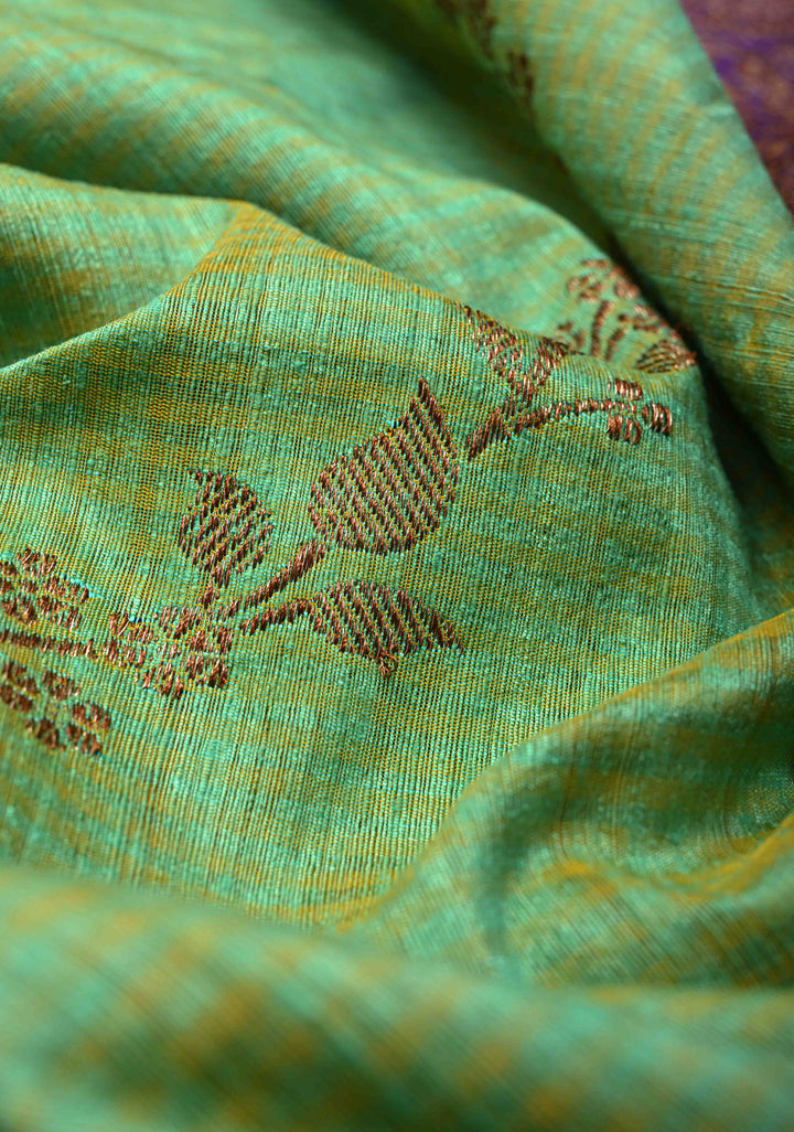 Green Dual Tone Dupion Banarasi Pure Silk Saree with Jungla Leheria Jaal Pattern and Antique Zari Borders | SILK MARK CERTIFIED