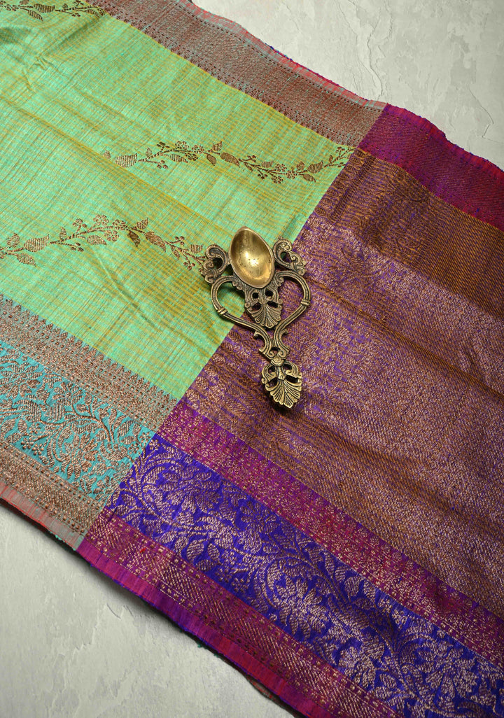 Green Dual Tone Dupion Banarasi Pure Silk Saree with Jungla Leheria Jaal Pattern and Antique Zari Borders | SILK MARK CERTIFIED