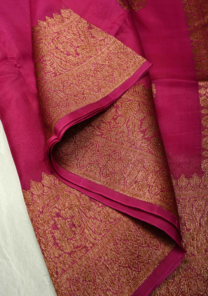 Magenta Pure Banarasi Kora Silk Saree with Antique Zari Buttas and Zari Border | SILK MARK CERTIFIED