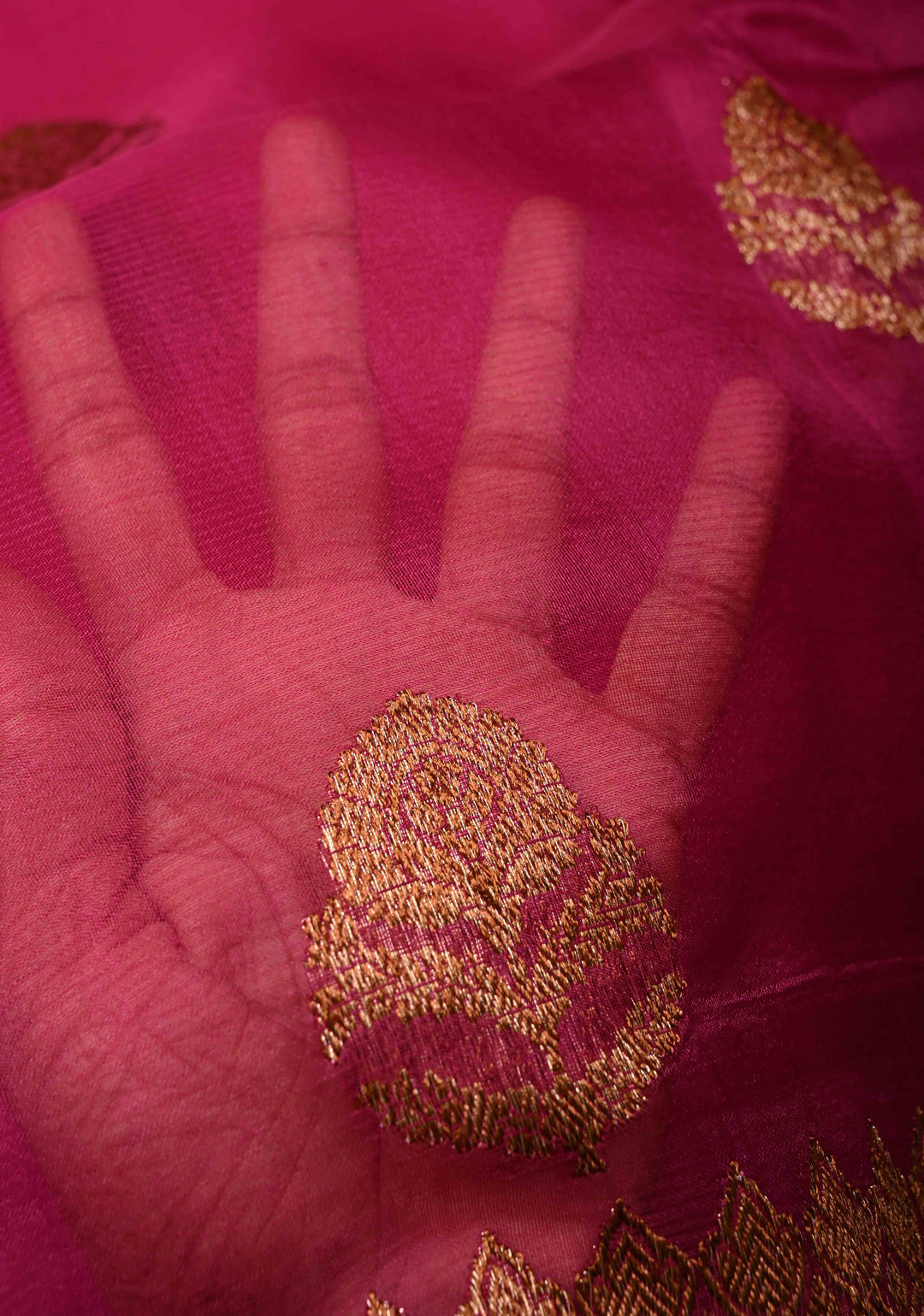 Magenta Pure Banarasi Kora Silk Saree with Antique Zari Buttas and Zari Border | SILK MARK CERTIFIED