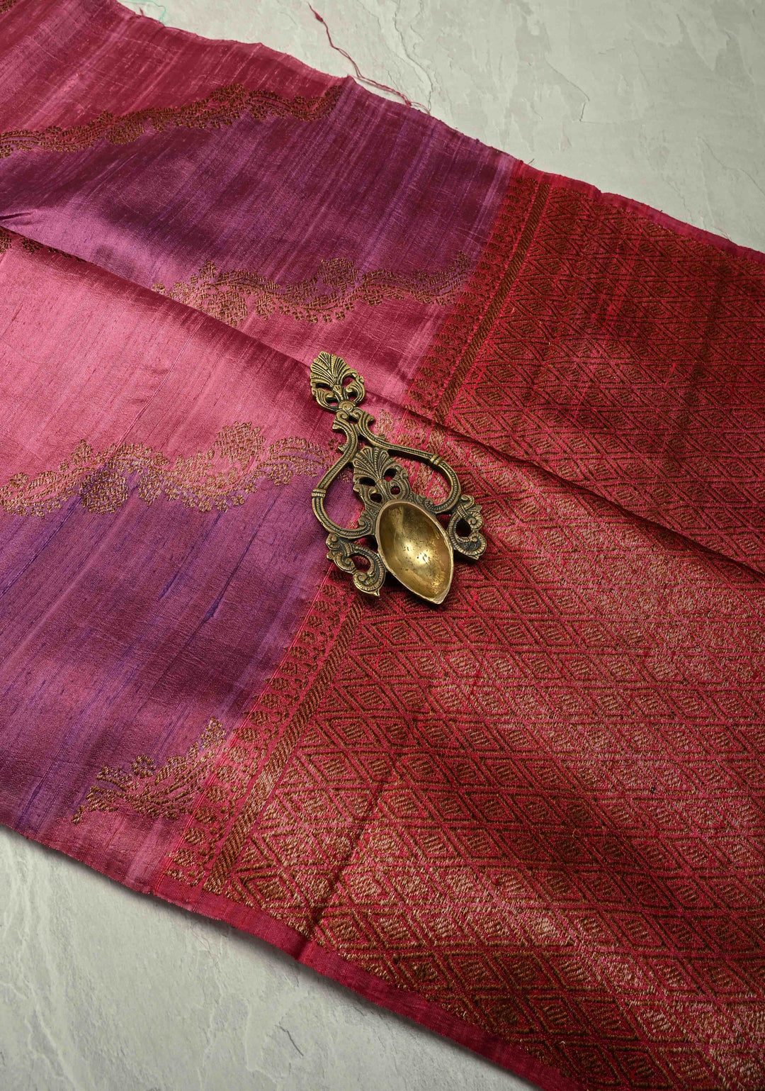 Multicolor Borderless Raw Silk Banarasi Brush Dye Saree with Rangkaat Style and Antique Zari Daignoal Stripes |SILK MARK CERTIFIED