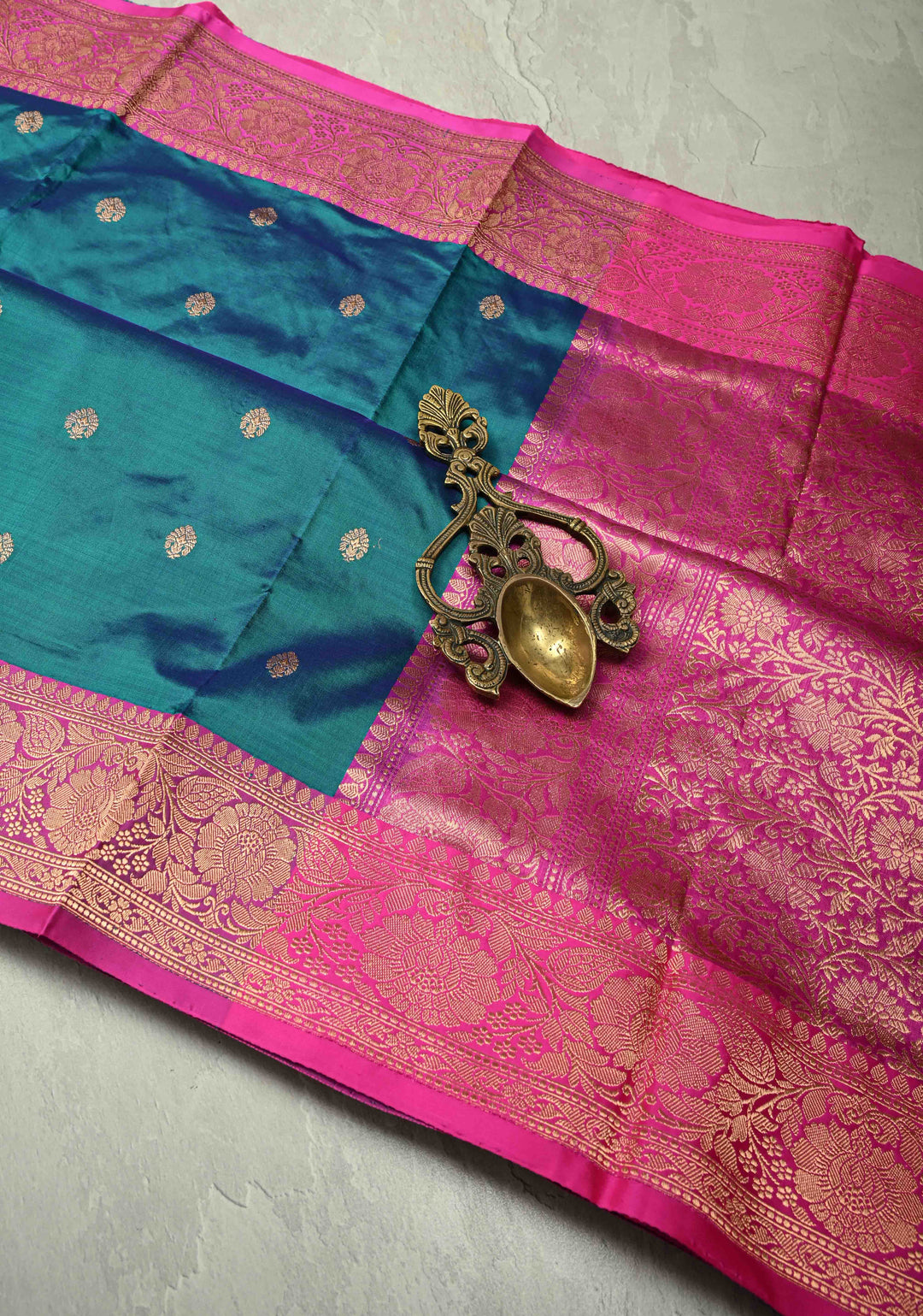 Peacock Blue Dual tone Banarasi Katan Silk Saree with Zari Buttas and Contrast Zari Border | SILK MARK CERTIFIED