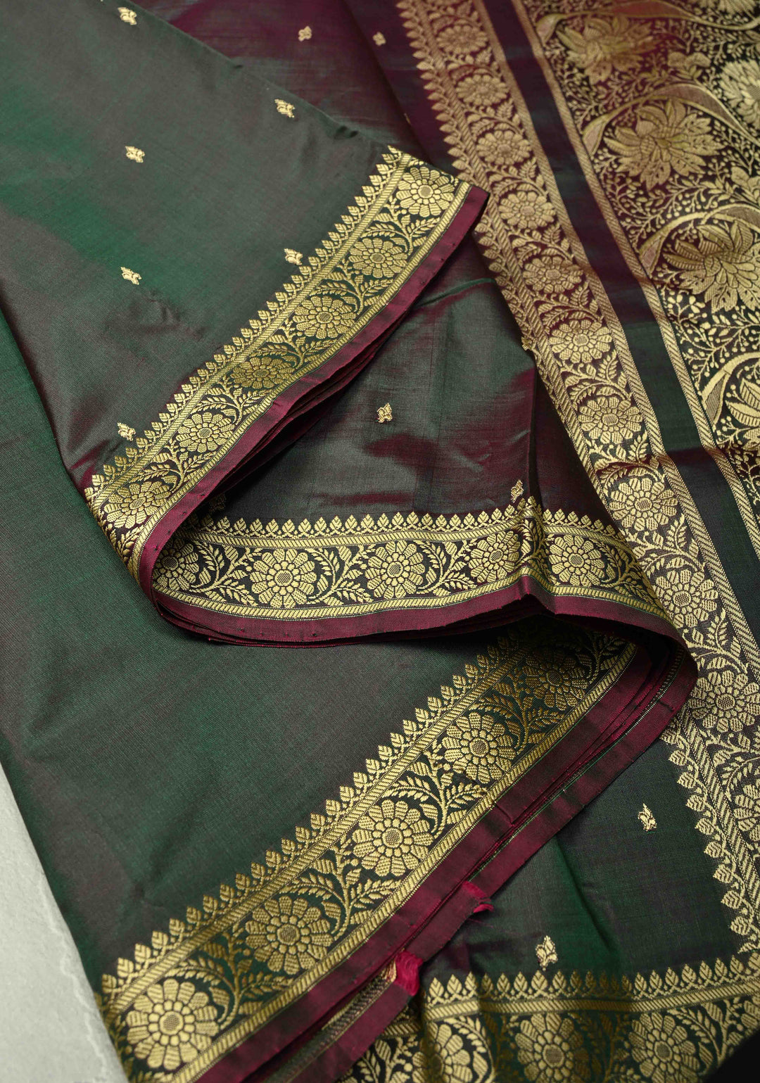 Green Dual tone Lightweight Banarasi Katan Silk saree with Floral Buttis and Minimal Resham Border | SILK MARK CERTIFIED | SHOBITAM
