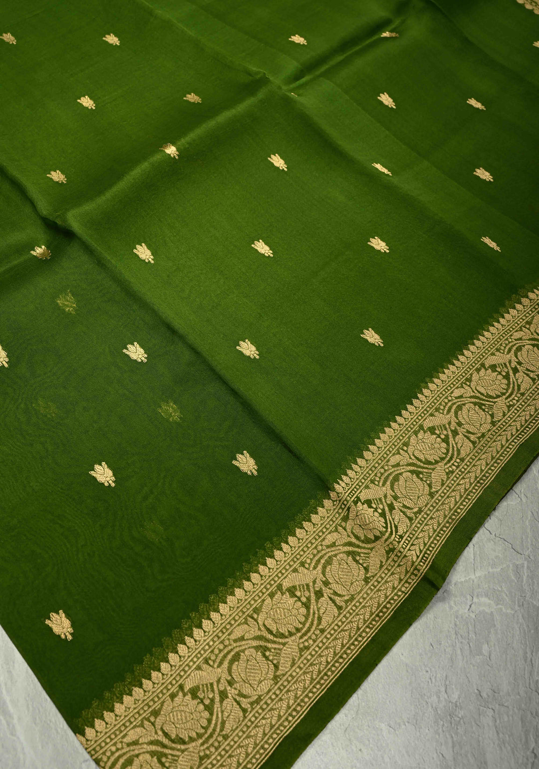 Mehendi Green Pure Banarasi Kora Silk Saree with Zari Buttas and Zari Border | SILK MARK CERTIFIED