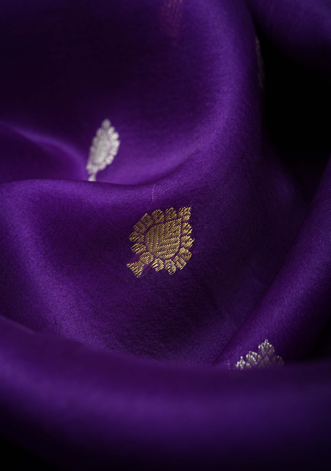 Purple Pure Banarasi Organza Silk Saree with Sona Rupa Buttas and Scallop Border | SILK MARK CERTIFIED | SHOBITAM