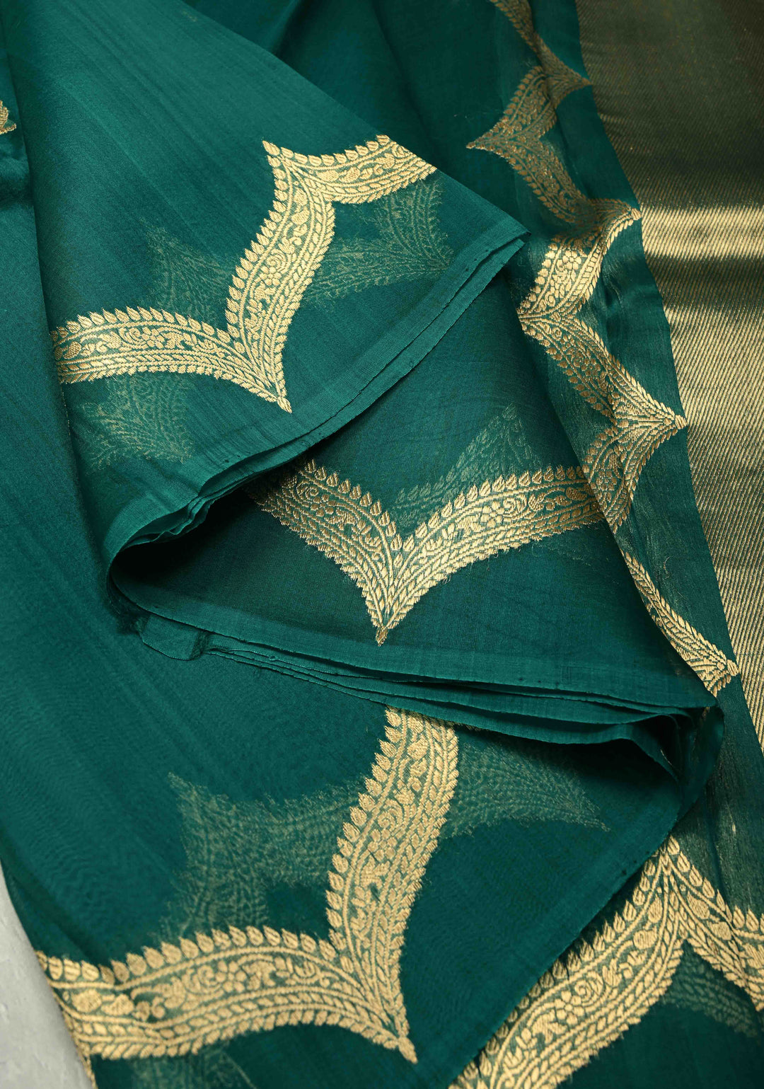 Teal Green Pure Banarasi Organza Silk Saree with Floral Zari Buttas and Scallop Border | SILK MARK CERTIFIED | SHOBITAM