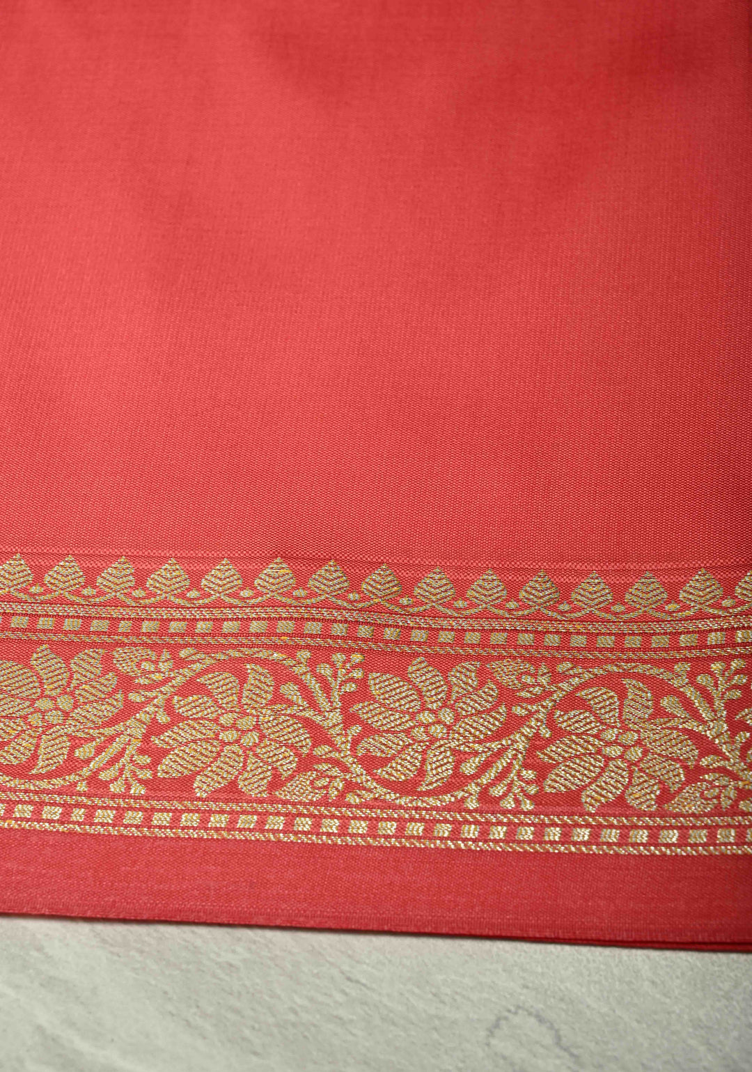 Light Amaranth Semi Silk Saree with Chunri Buttis and Minimal Zari Border