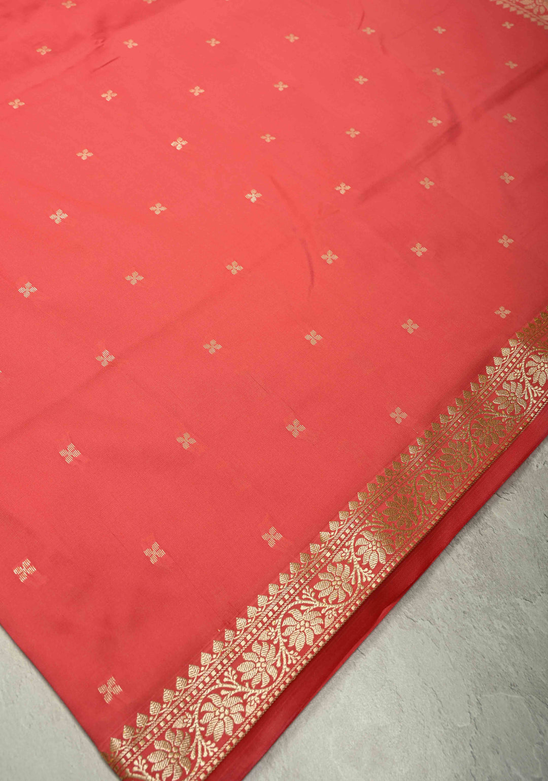 Light Amaranth Semi Silk Saree with Chunri Buttis and Minimal Zari Border