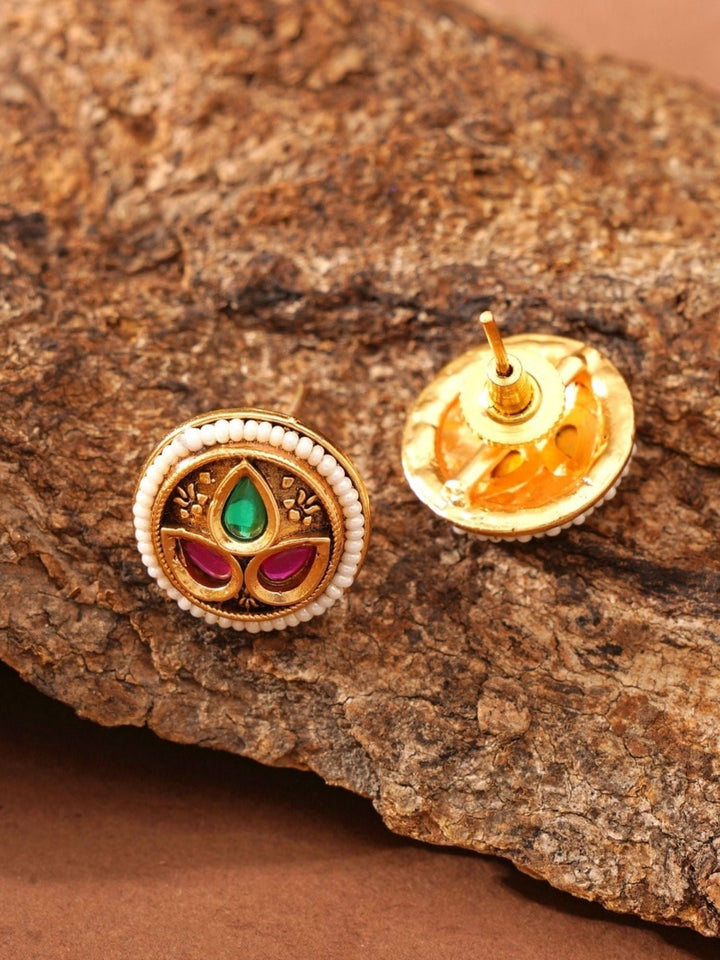 Antique Necklace Set in Gold Plating – Festive | SHOBITAM