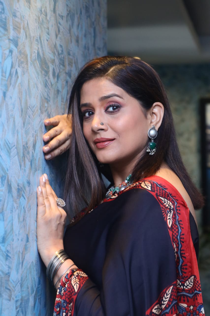 Sonali Kulkarni in Kriya Ajrakh Saree| SHOBITAM