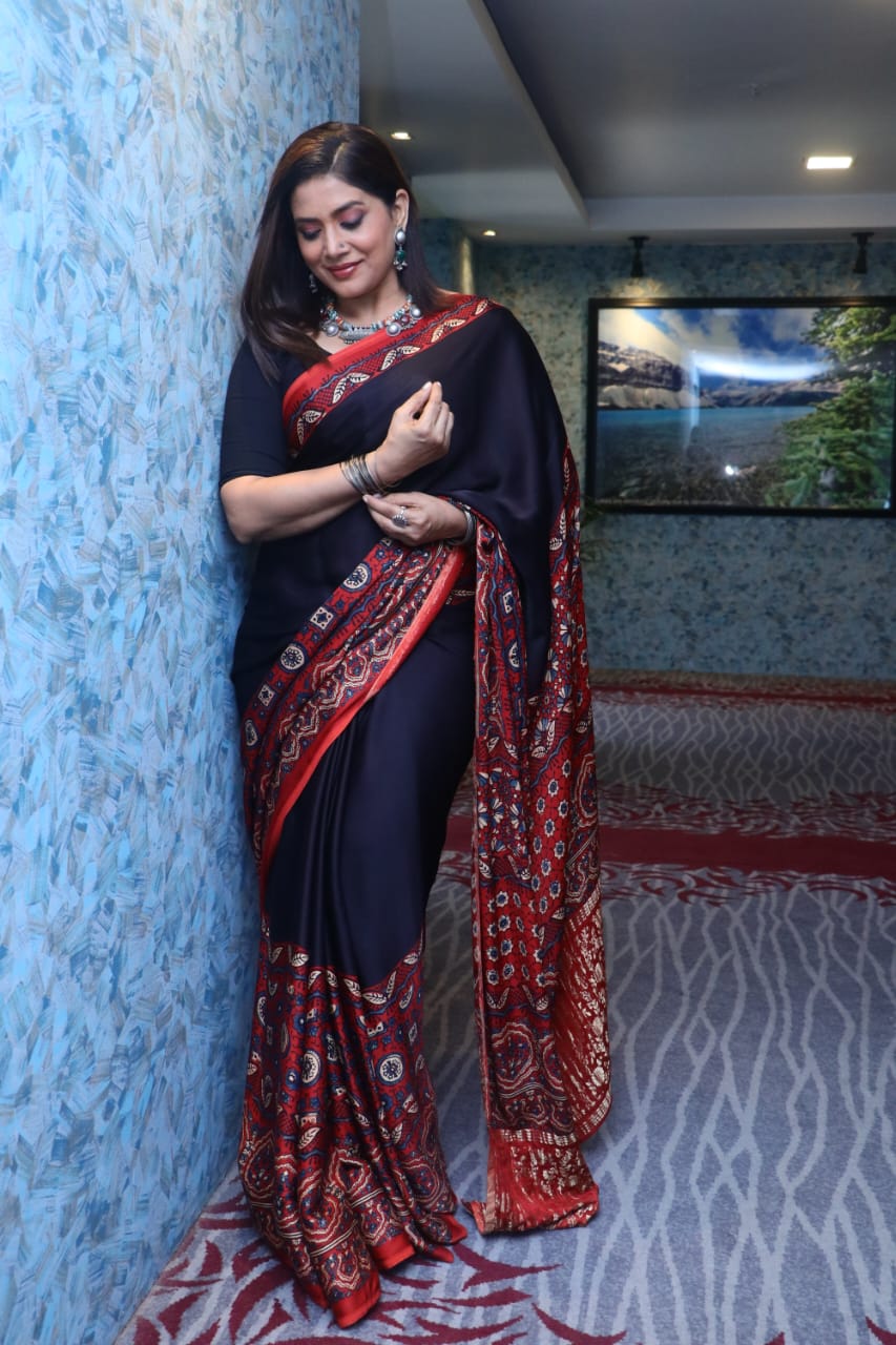 Sonali Kulkarni in Kriya Ajrakh Saree| SHOBITAM