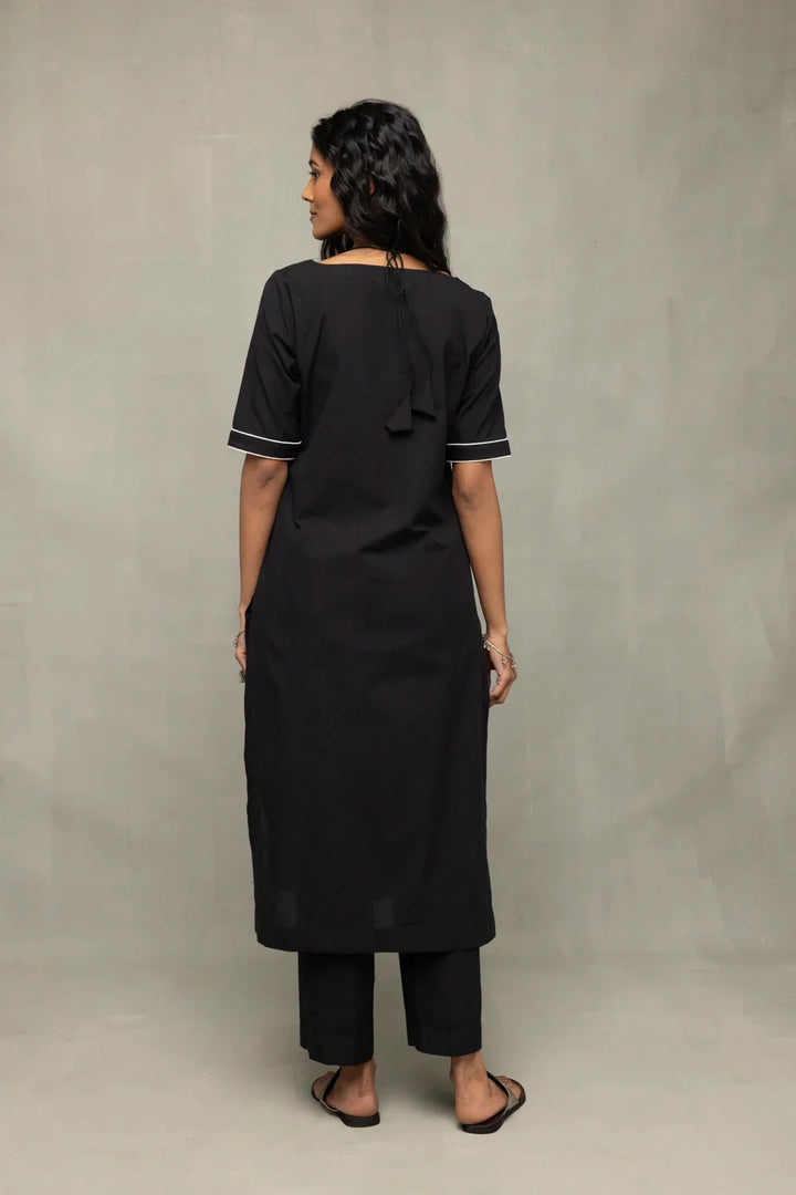 Handloom Black Pure Cotton Kurta Set WIth Ikkat Dupatta | SHOBITAM