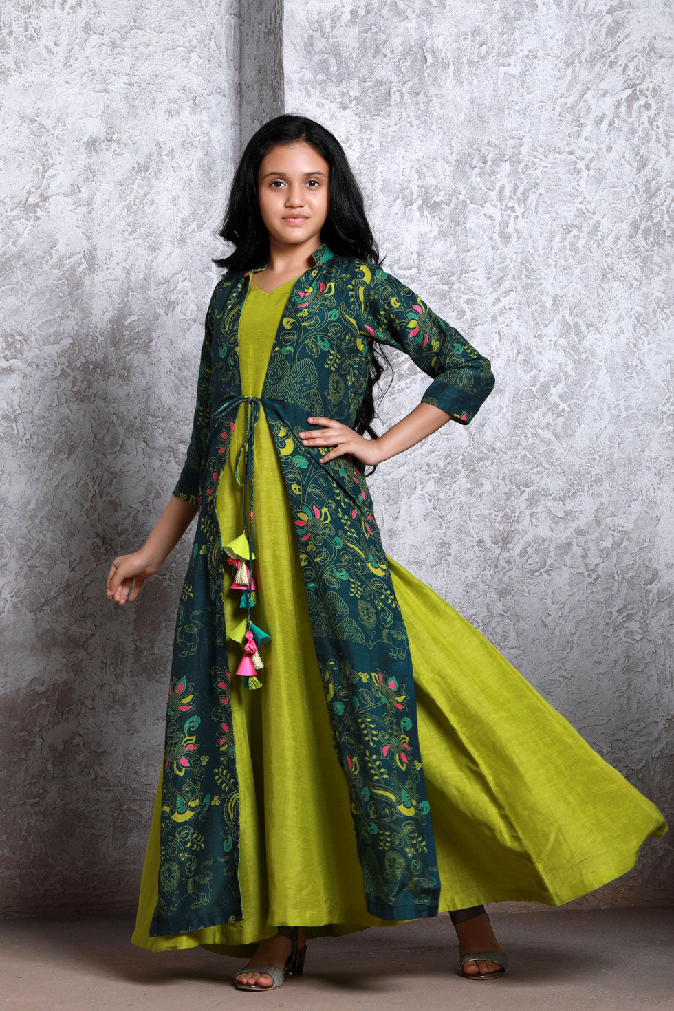 Bagh Green set (girl) | SHOBITAM