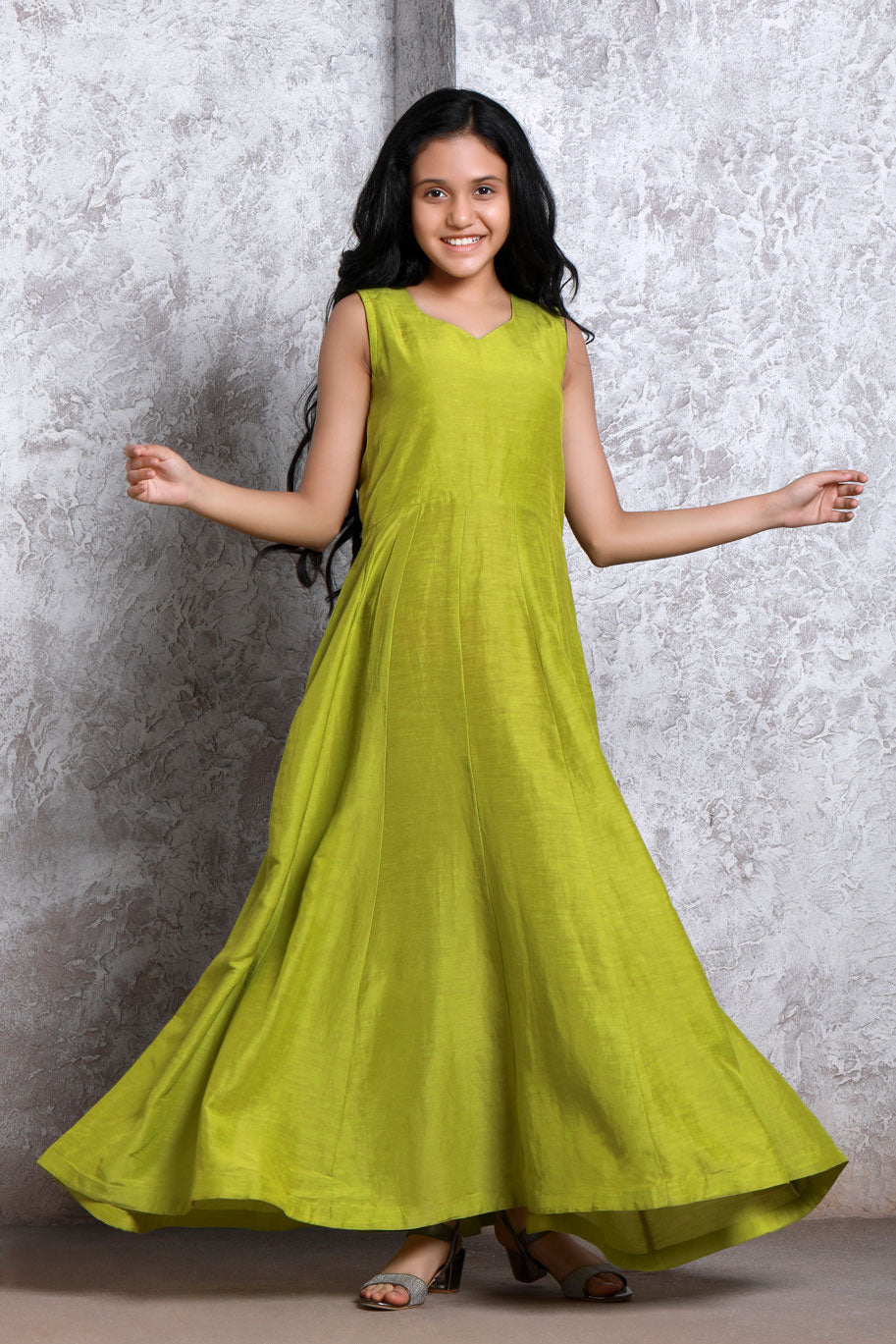 Bagh Green set (girl) | SHOBITAM