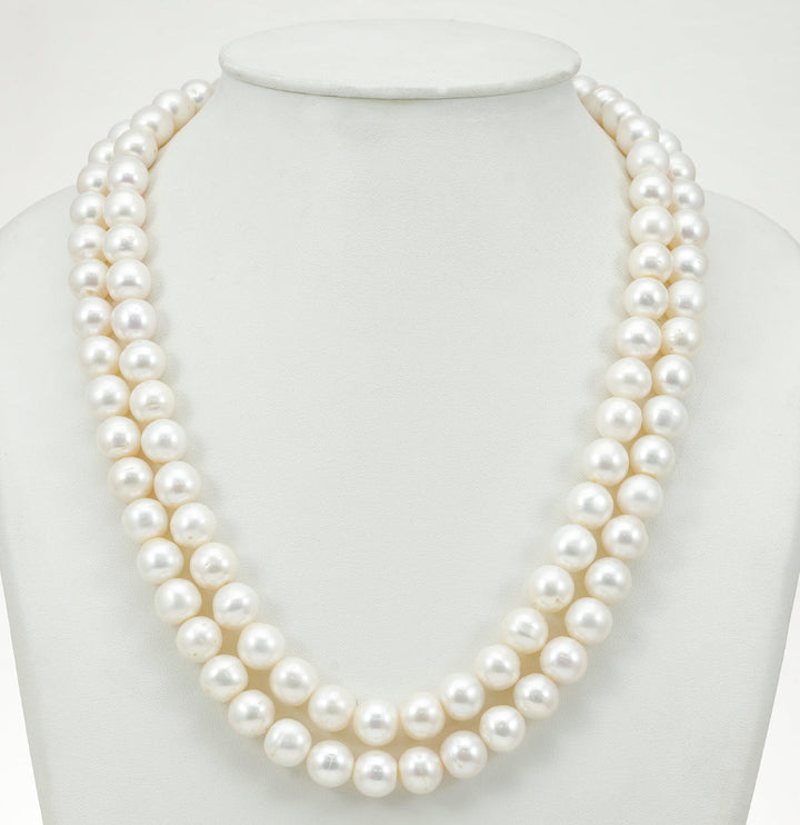 Glamorous Round Pearl Necklace Set