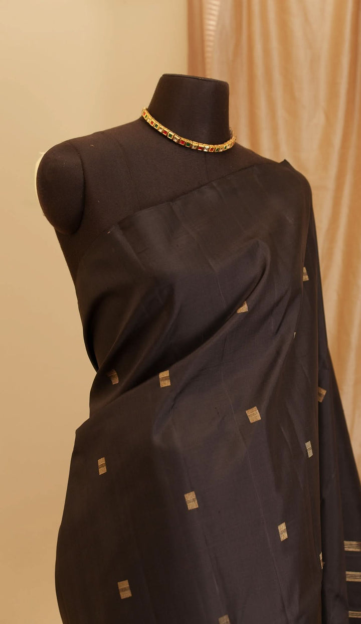 Blackish Brown Vairoosi Kanjivaram Pure Zari Handloom Saree Rahasya | SILK MARK CERTIFIED | SHOBITAM