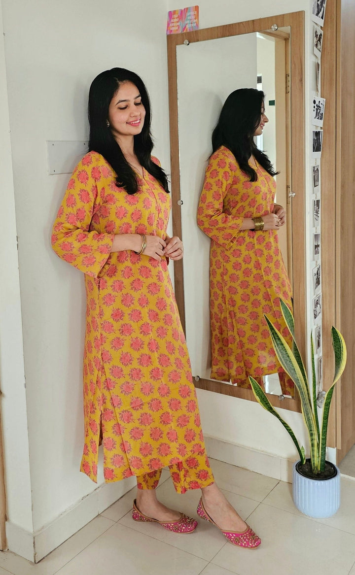 GULMOHAR Yellow Cotton Floral Print Kurta Set Of 2