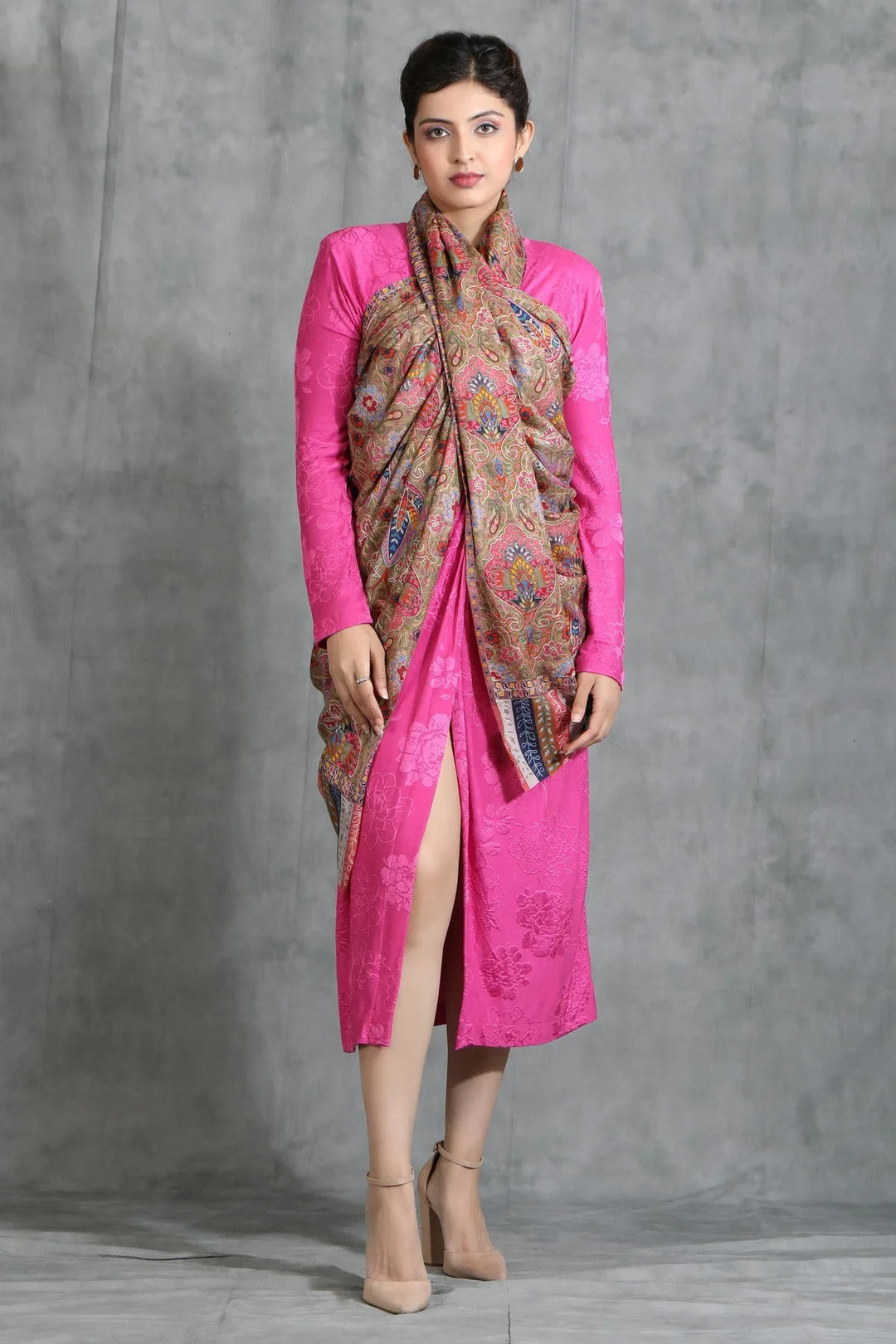 Sara Ali Khan in Cashmere Kalamkari and Thread Work Stole, 28X80