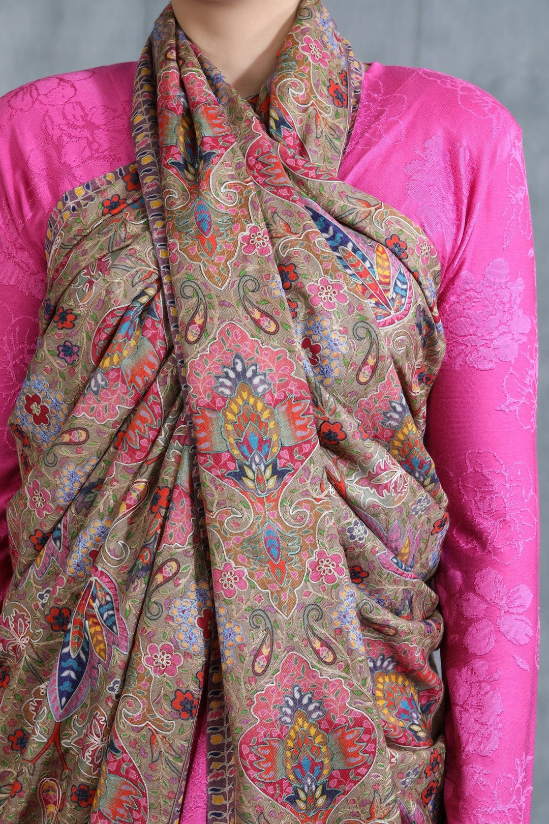 Sara Ali Khan in Cashmere Kalamkari and Thread Work Stole, 28X80