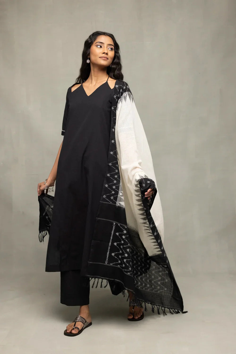 Handloom Black Pure Cotton Kurta Set WIth Ikkat Dupatta | SHOBITAM