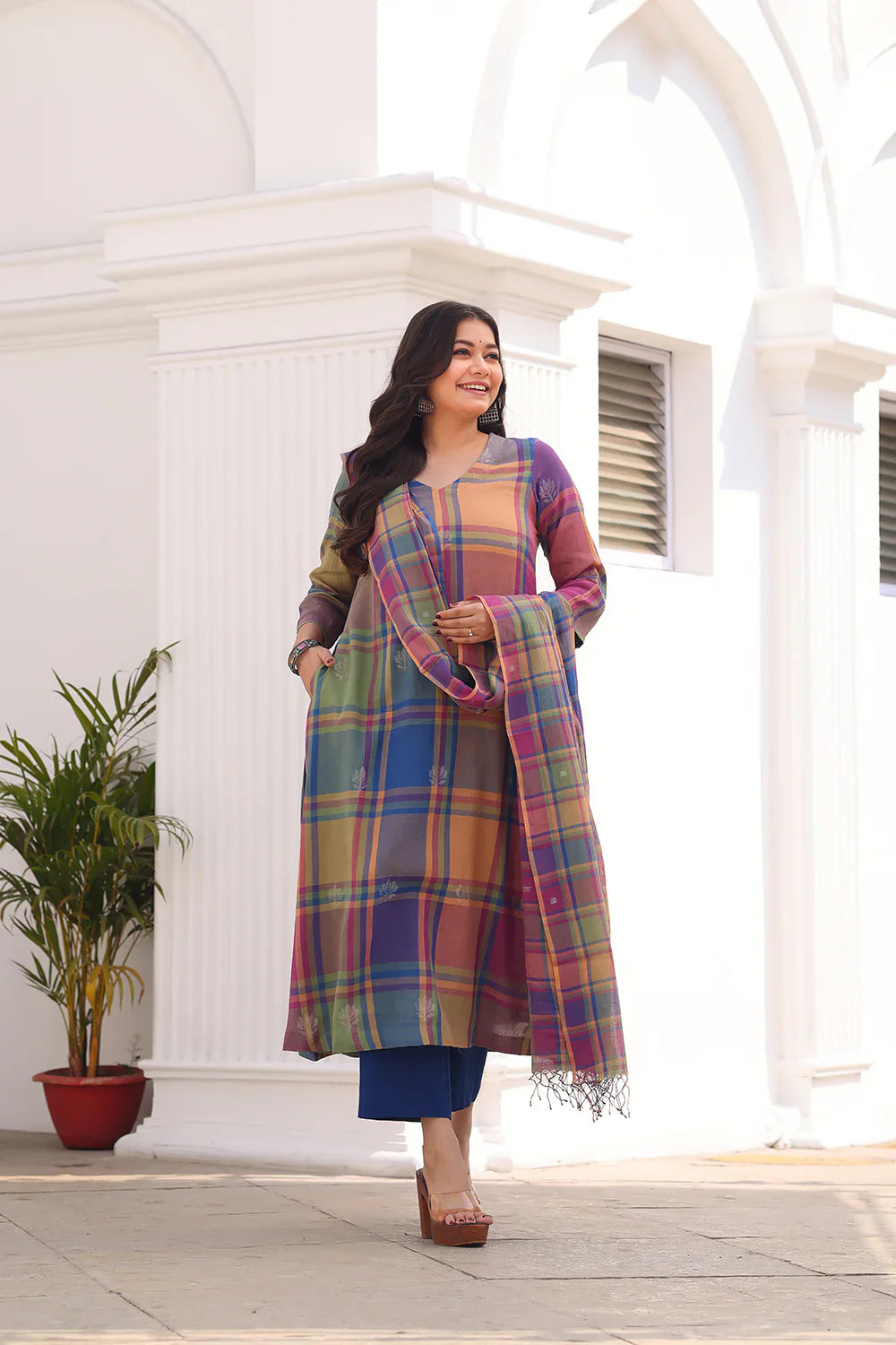Handloom Multicolour Shalpa Motifs Zari Jamdani Kurta Set with Dupatta | SHOBITAM