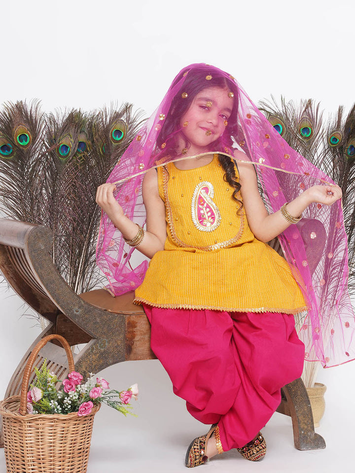 Jaipuri Kurta with Ghungroo and ambi buti work with salwar and Dupatta | SHOBITAM