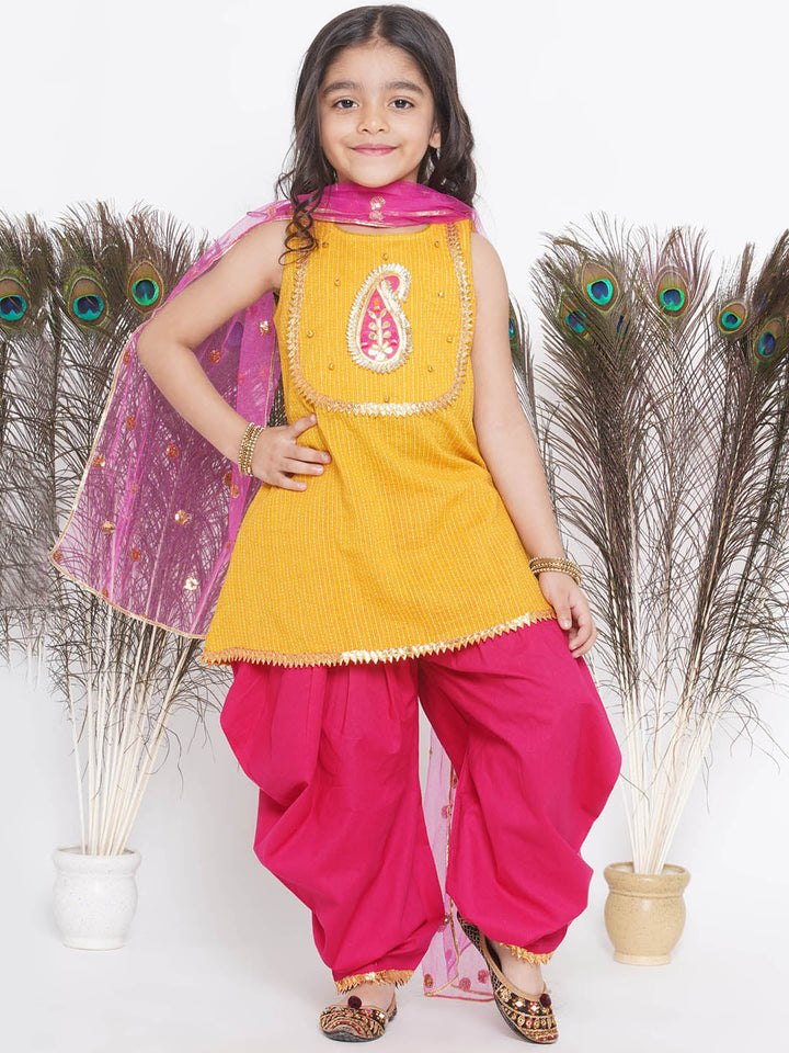 Jaipuri Kurta with Ghungroo and ambi buti work with salwar and Dupatta | SHOBITAM