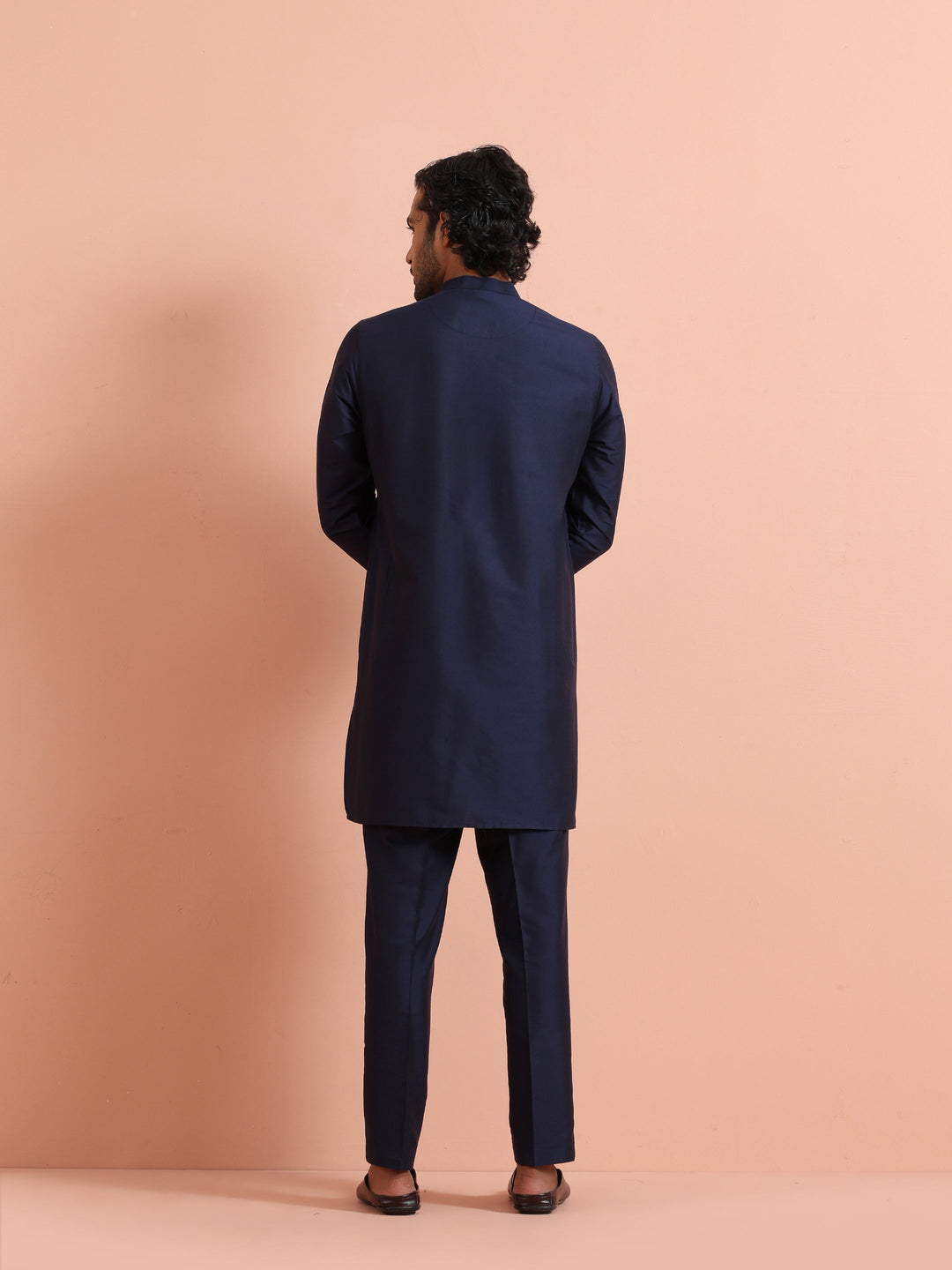 Solid Navy Mid Kurta For Men | SHOBITAM