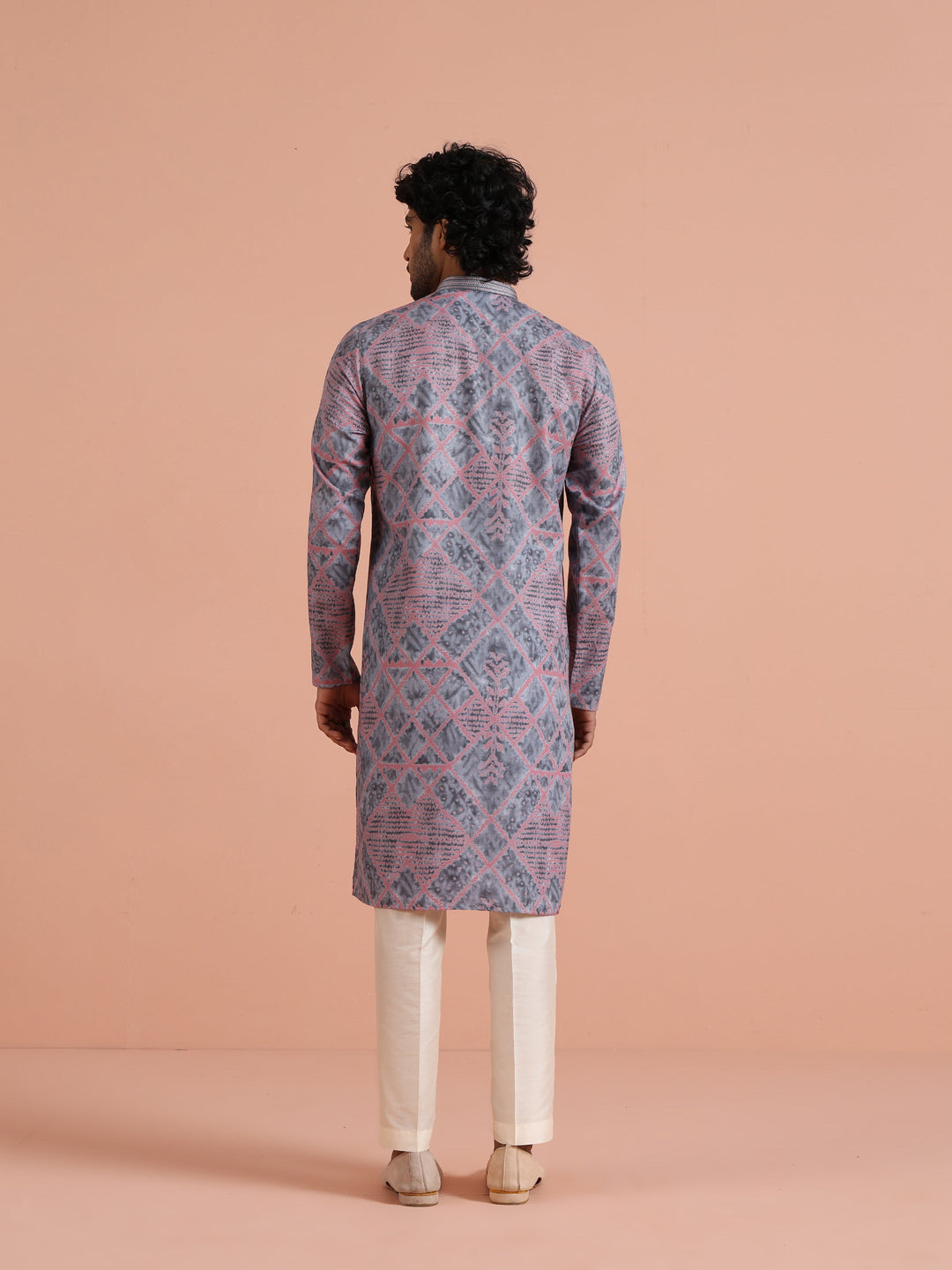 Grey & Pink Geometric Printed Kurta | SHOBITAM