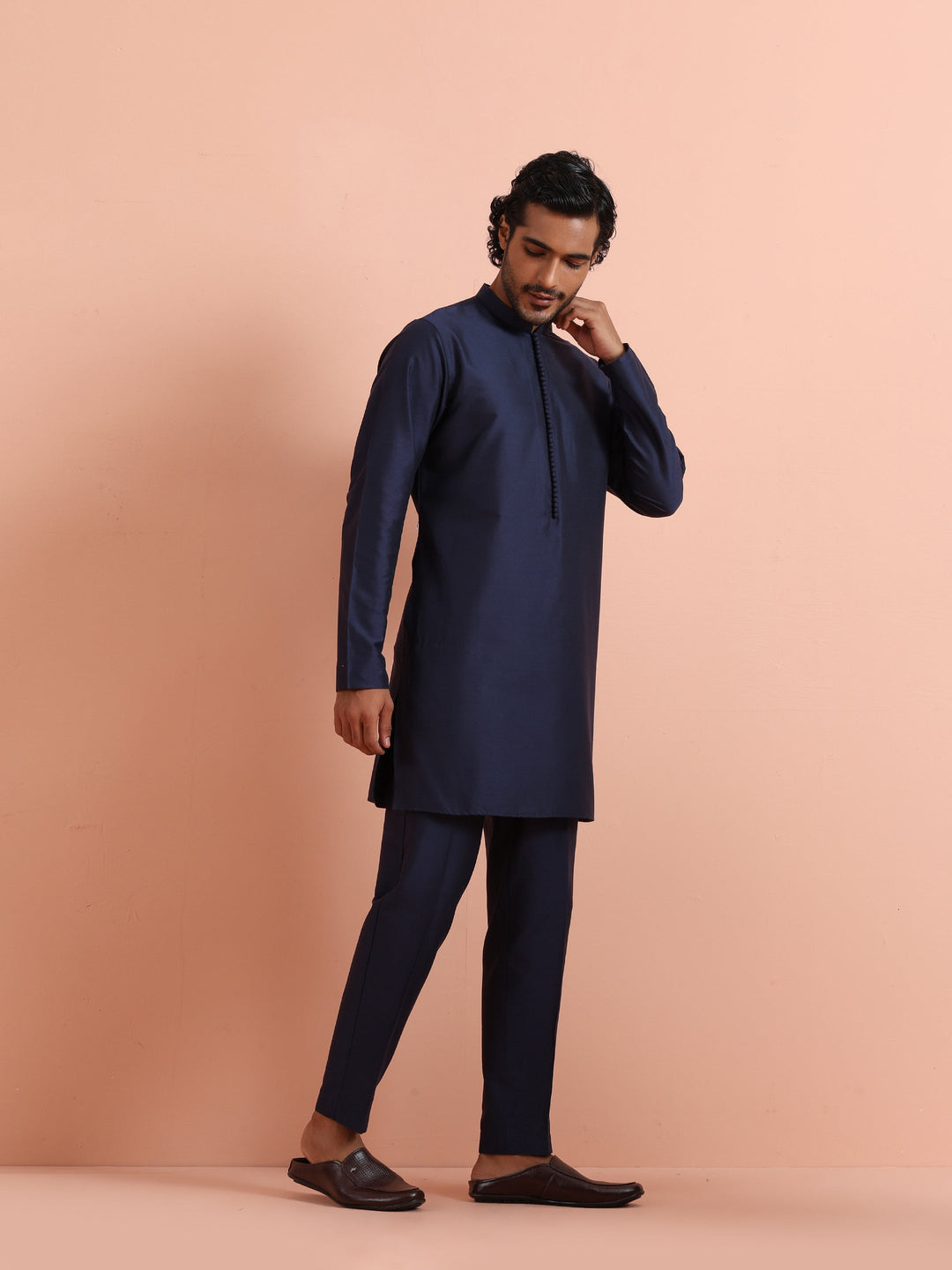 Solid Navy Mid Kurta For Men | SHOBITAM