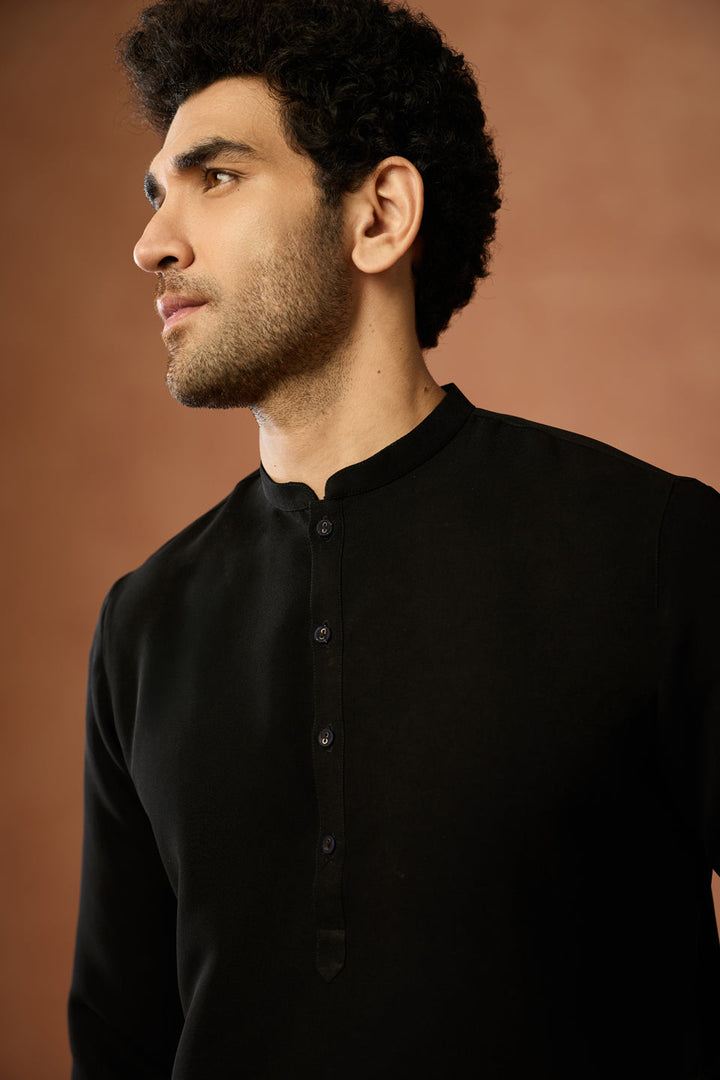 Black Silk Blend Solid Mid Kurta For Men | SHOBITAM